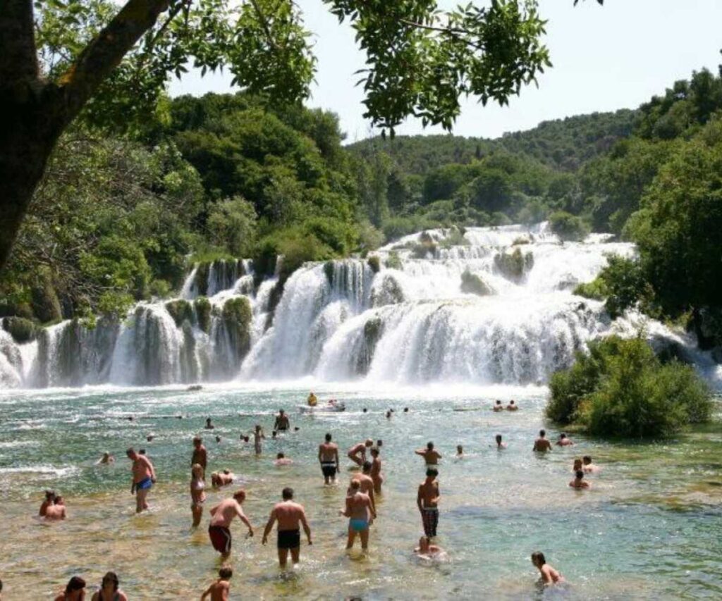 Roški Slap waterfall