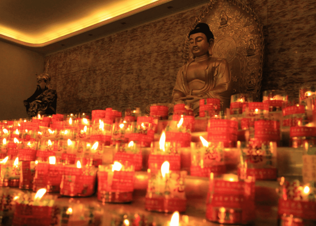 Best Time to Visit Maha Vihara Maitreya Temple